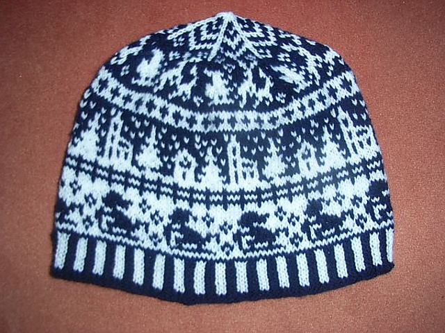 Village in the snow beanie