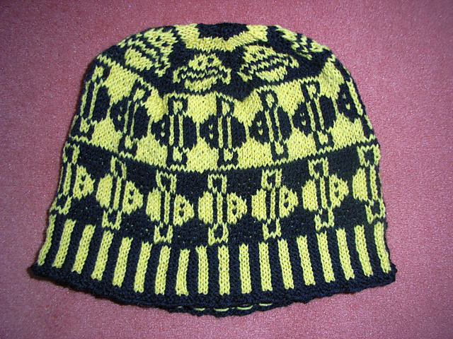 Bee beanie