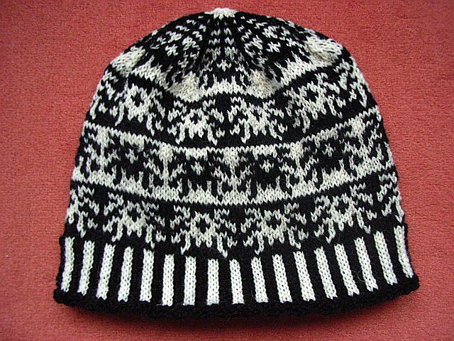 Ravelry: Spider beanie pattern by Sandra Jäger