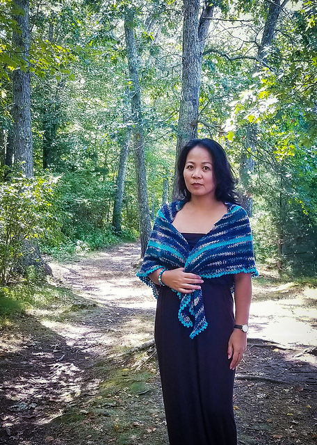Waves to the Point Shawl