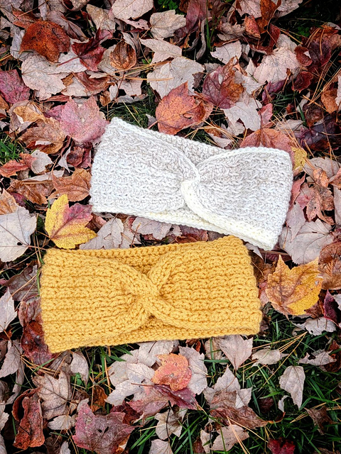 The Konstancia Ear Warmer