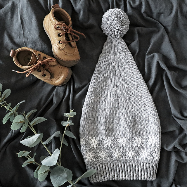 Eisblume Weihnachtsmütze / Winter Rose hat