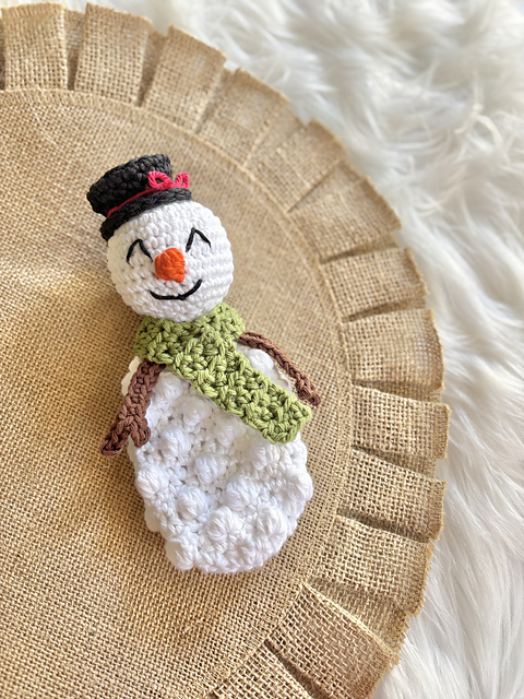 Holiday Bitty SNOWMAN Buddy