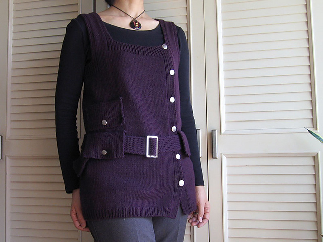 3/b. Asymmetry Vest