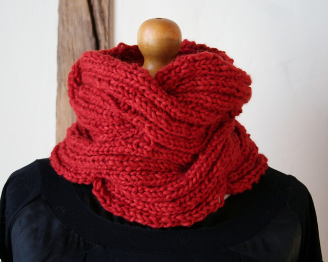 Brigantia Cowl