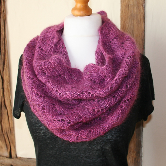 Calon Mawr Cowl