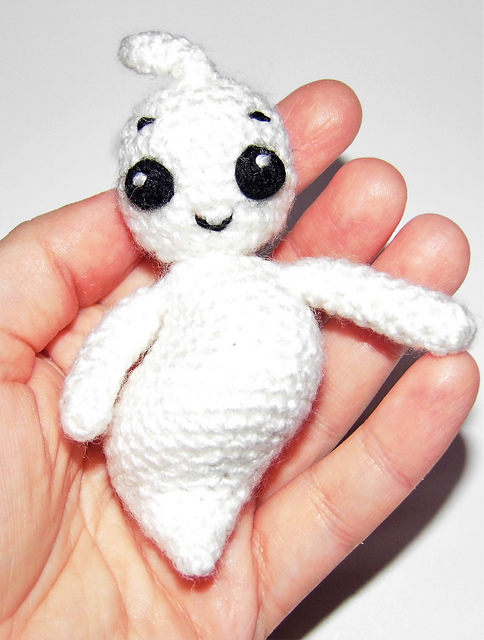 Ghost amigurumi