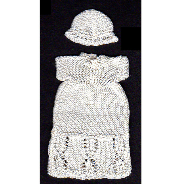 Hourglass Edged Gown for 2" Doll (70)