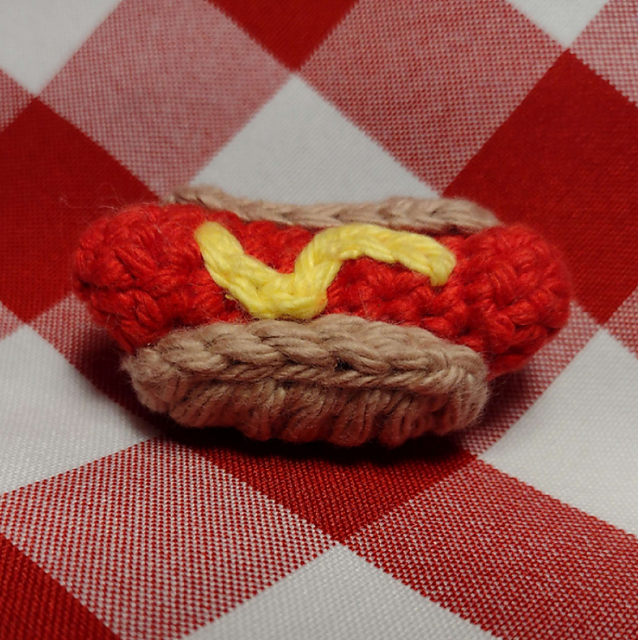 Tiny Hot Dog
