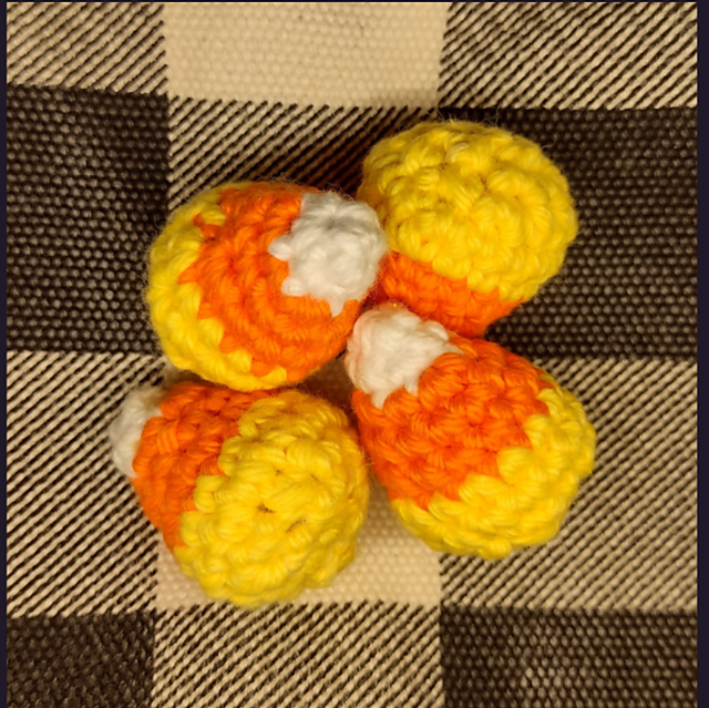 Tiny Candy Corn