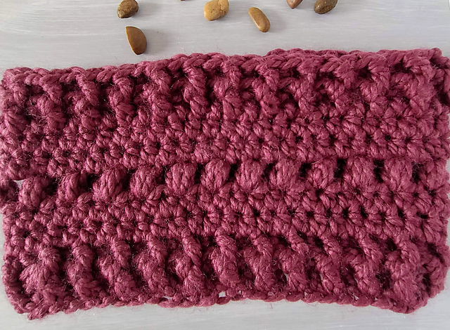 Pebble Kicker Cowl