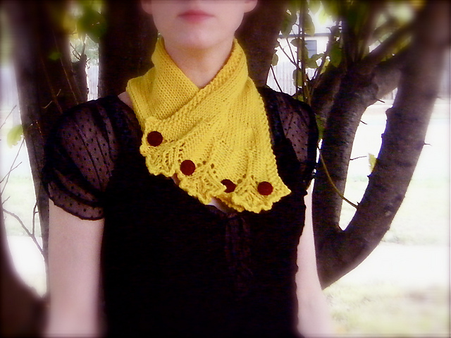 Autumn Ginkgo Scarflette