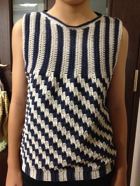 p.35 Sleeveless Pullover