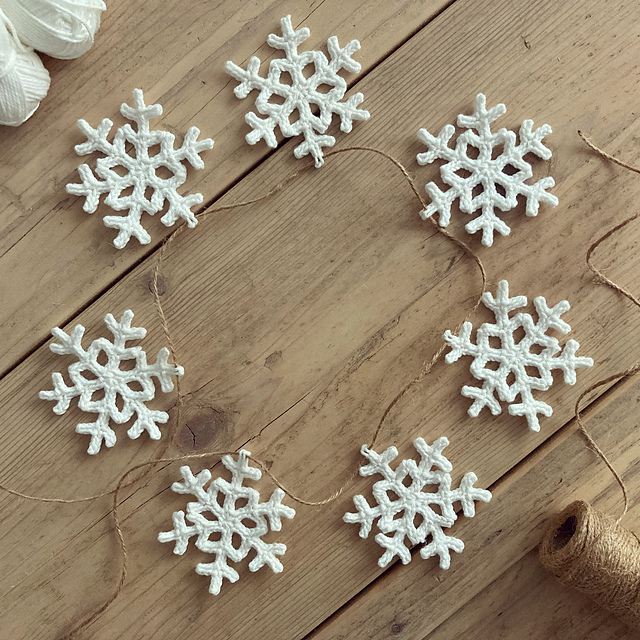 Snowflake Garland