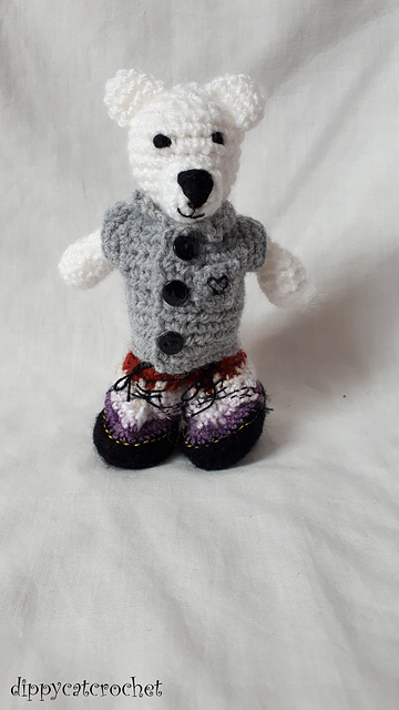 Lesbian bear