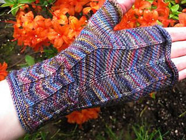 Zigzag Mitts
