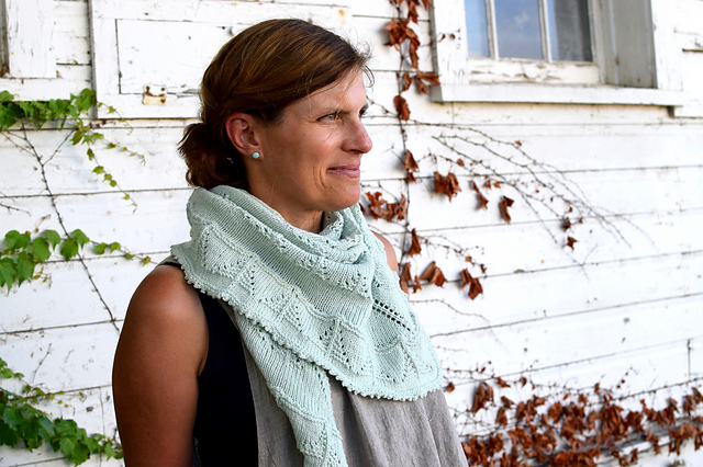 Snowy Pine Shawl