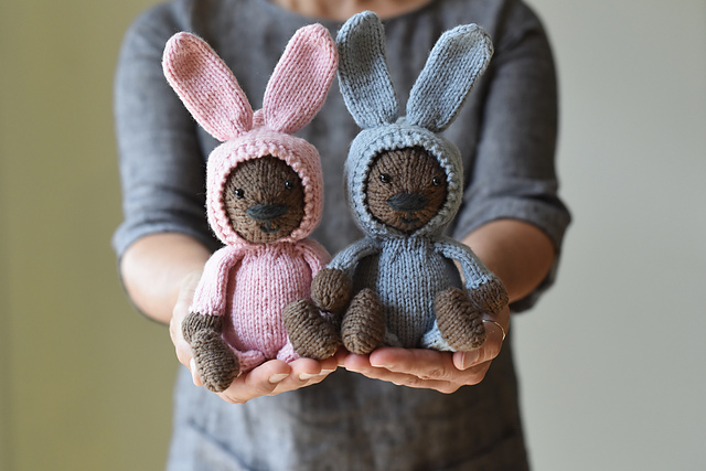 レア★セット★ Bunny & Bear ★ suit Ravelry: A Bear and A Bunny Suit pattern by Susan B. Anderson