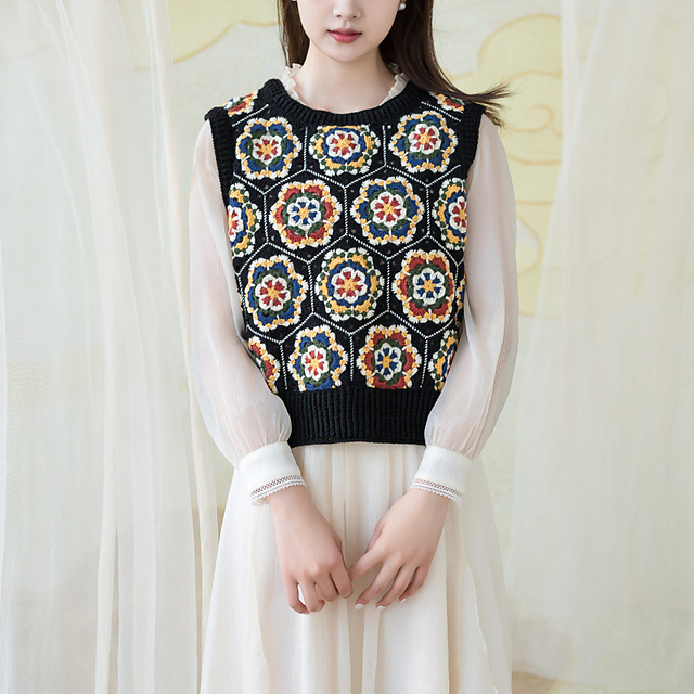 Lang Porcelain Motif Vest