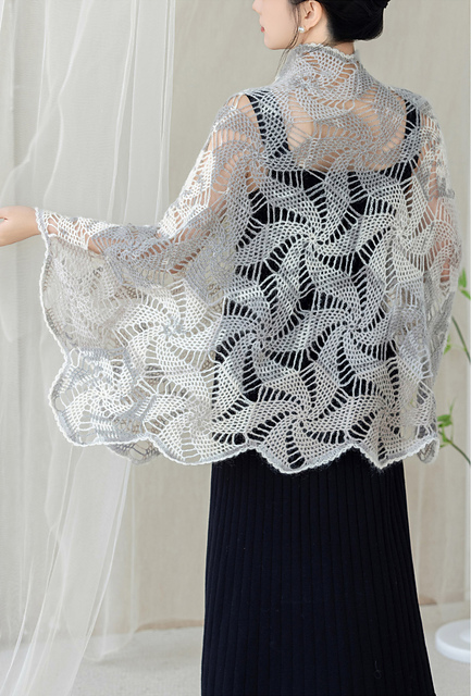 Star Jasmine Shawl