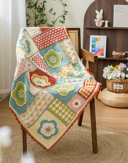 Ravelry: Portable Motif Blanket pattern by Susan's family