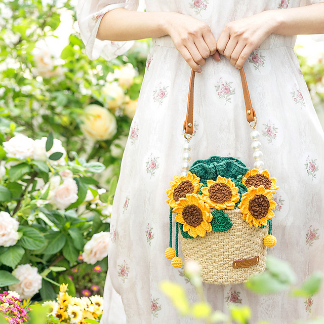 SunBask Basket Bag