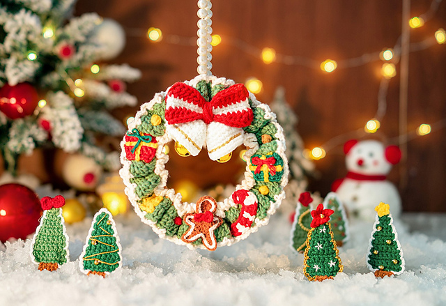 Christmas Wreath Hairpieces