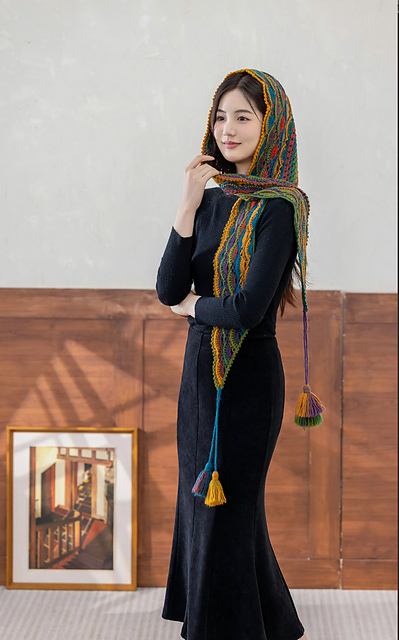 Scented Fringe Cape
