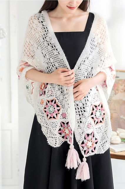 Mucha Mosaic Shawl