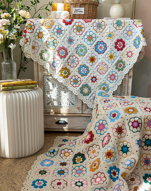 Garden Motif Blanket