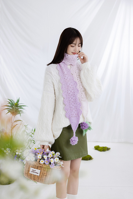 Hydrangea Scarf