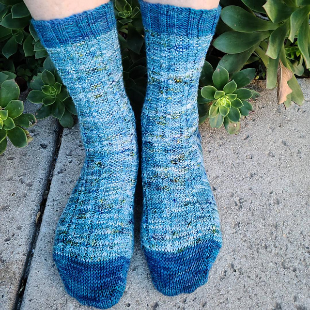 Ocean Waves Socks