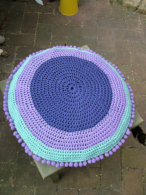 round cushion