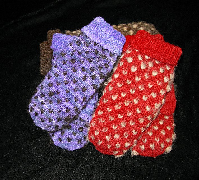 Thrummed Mittens Both Ways