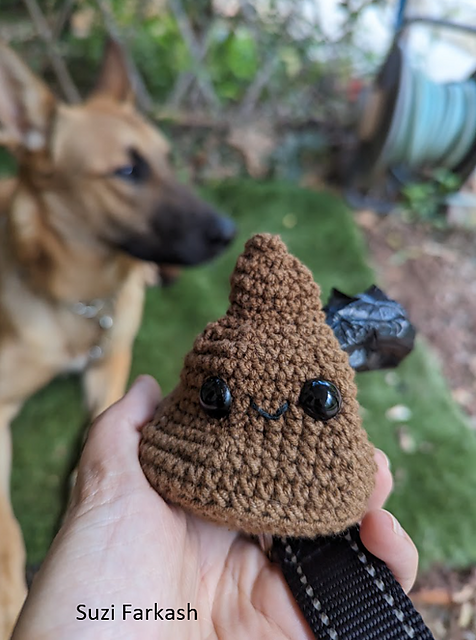 Ravelry: Poop emoji dog bags holder pattern by Suzi Farkash