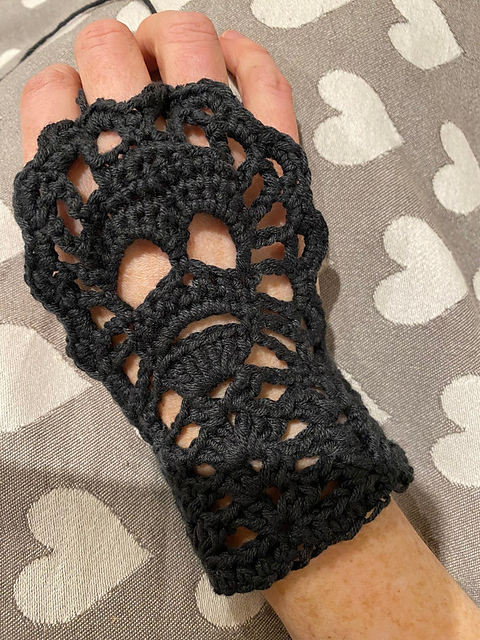 Skull Gloves