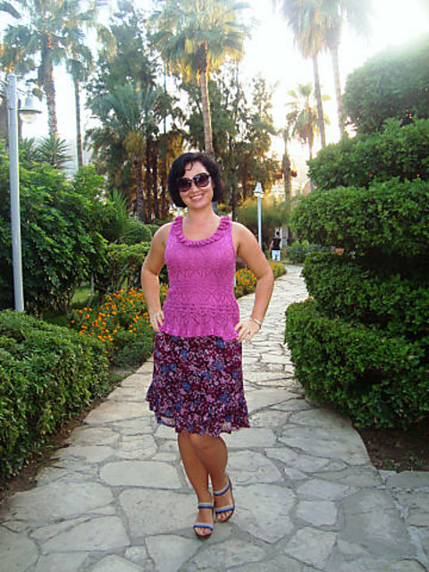 #01 Feminine Knit Frilly Sleeveless Top