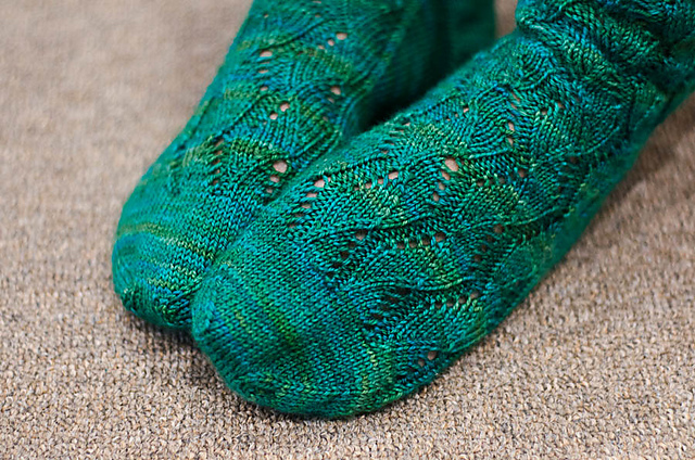 Rushing Tide Socks