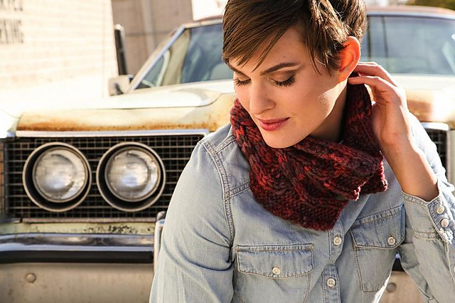 Acacia Cowl