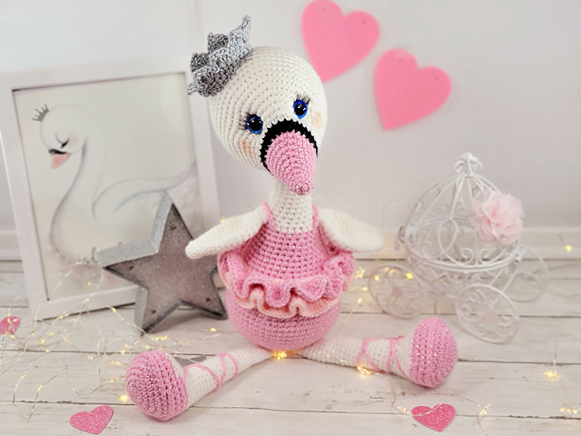Serena Grace the Swan