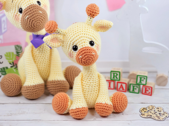 mini giraffe