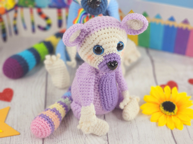 mini lemur
