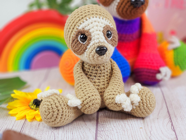 mini sloth