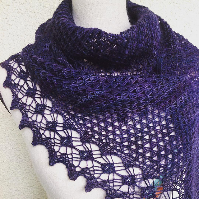 Goddess shawlette