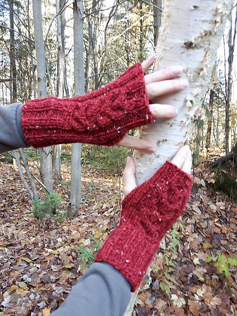 Red Goddess Gloves