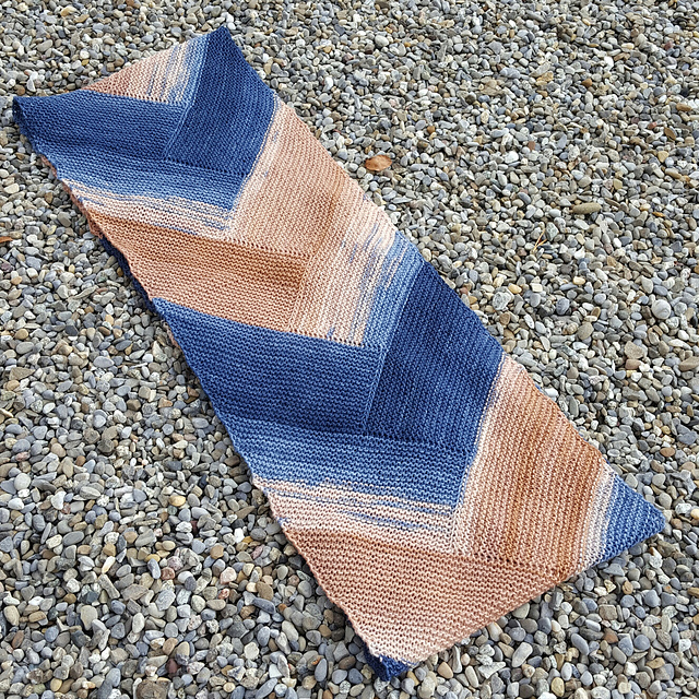 Burgdorf Cowl