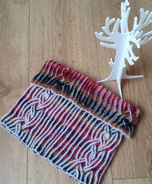 Brioche in Montreux Cowl