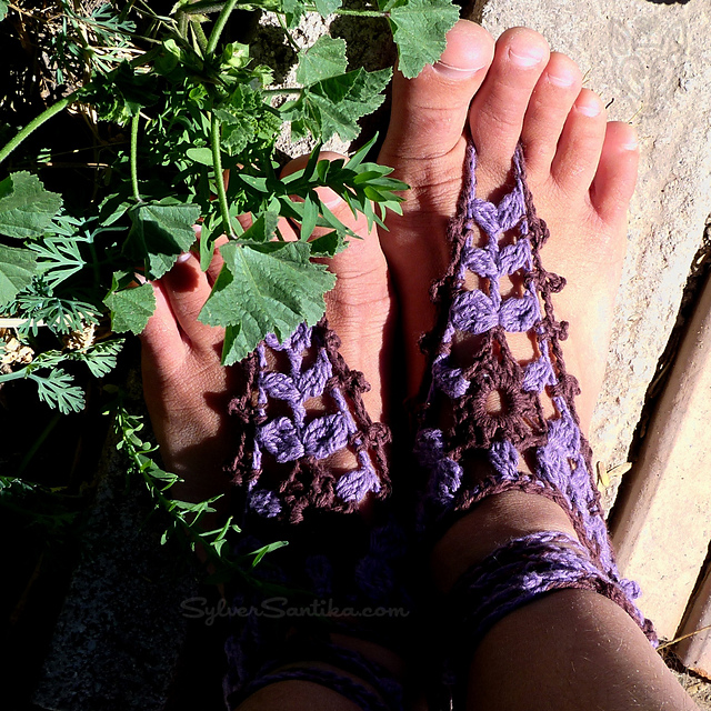 Leafy Barefoot Sandals