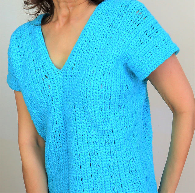 Ravelry: V Neck Summer Tee pattern by Sylvia Talo