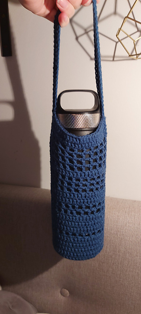 stripes crochet bottle holder